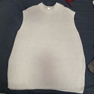 H&M sleeveless sweater